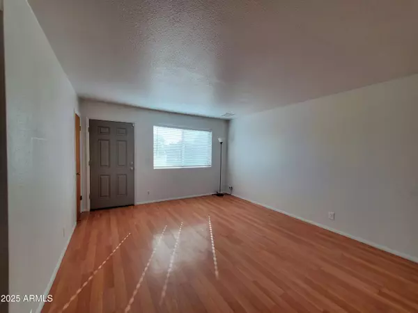 Mesa, AZ 85201,1022 W HICKORY Street