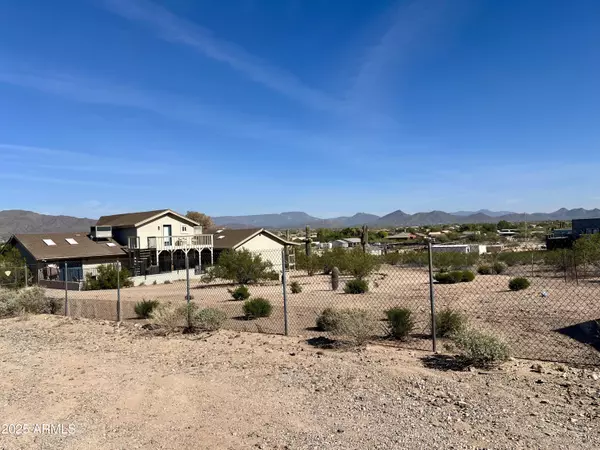 38201 N 33RD Avenue, Phoenix, AZ 85086