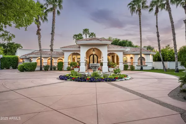 Paradise Valley, AZ 85253,6649 E BERNEIL Drive