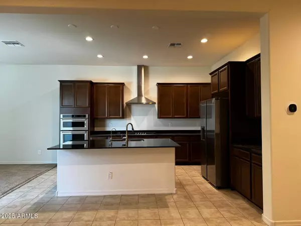 Phoenix, AZ 85037,5526 N 107 TH Lane