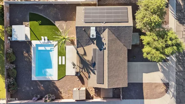 Phoenix, AZ 85032,4529 E SHARON Drive