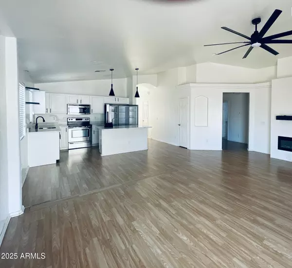 Tolleson, AZ 85353,10634 W POMO Street