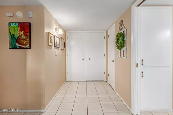 Sun City, AZ 85351,10027 W TARRYTOWN Avenue