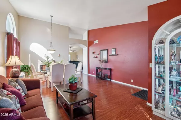 Glendale, AZ 85305,8562 W TUCKEY Lane