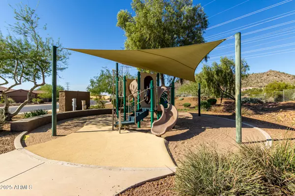 Peoria, AZ 85383,8674 W VILLA LINDO Drive #8