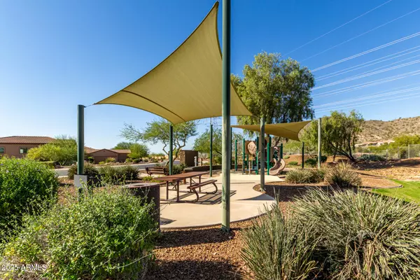 Peoria, AZ 85383,8674 W VILLA LINDO Drive #8