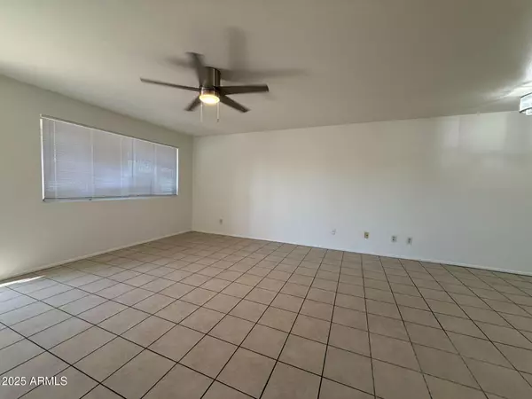 Glendale, AZ 85303,5725 N 71ST Avenue