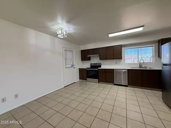 Glendale, AZ 85303,5725 N 71ST Avenue
