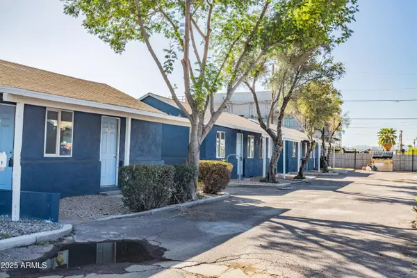 Phoenix, AZ 85007,1545 W ROOSEVELT Street