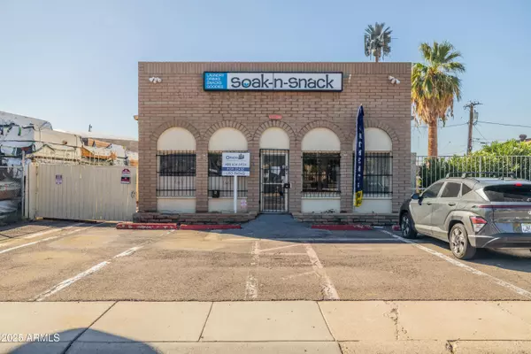 Phoenix, AZ 85007,1605 W LATHAM Street