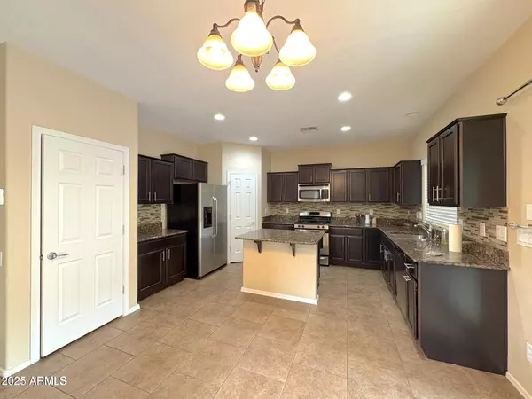 Phoenix, AZ 85083,5424 W HOBBY HORSE Drive