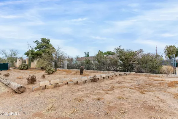 Phoenix, AZ 85086,35011 N 3RD Street