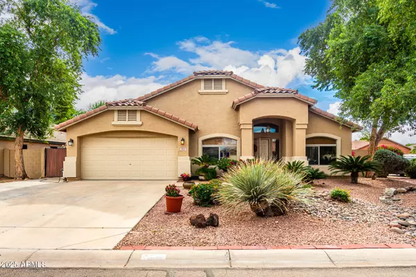 San Tan Valley, AZ 85143,933 W HOLSTEIN Trail