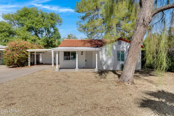 Phoenix, AZ 85014,4619 N 13TH Place