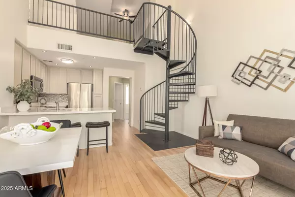 Gilbert, AZ 85233,453 N ALDER Court