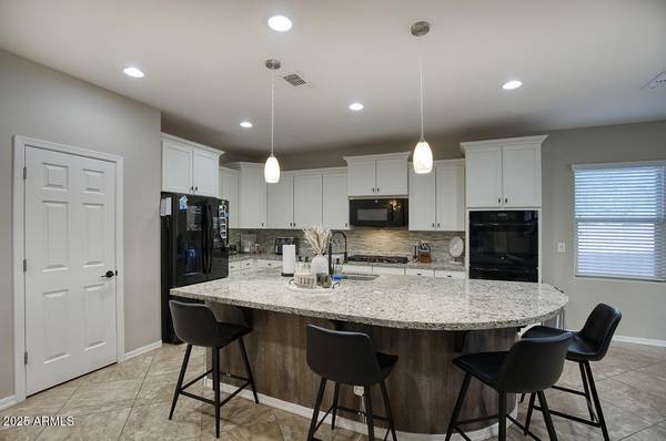 Peoria, AZ 85383,31127 N 137TH Lane