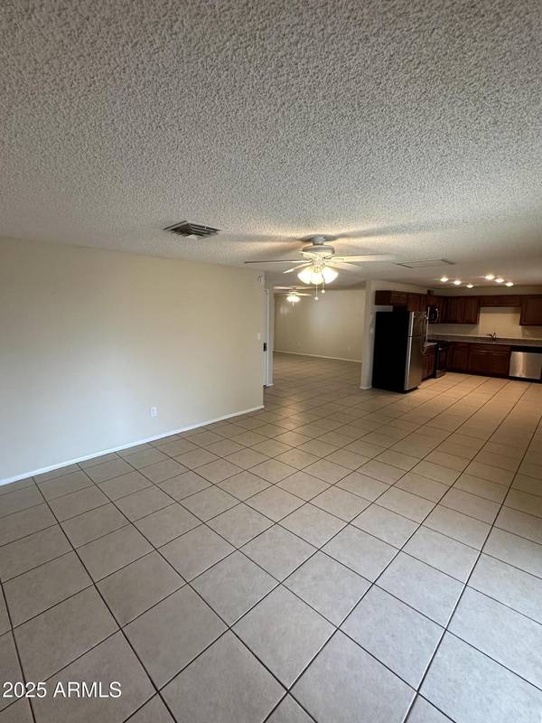 Phoenix, AZ 85032,14226 N 38TH Place