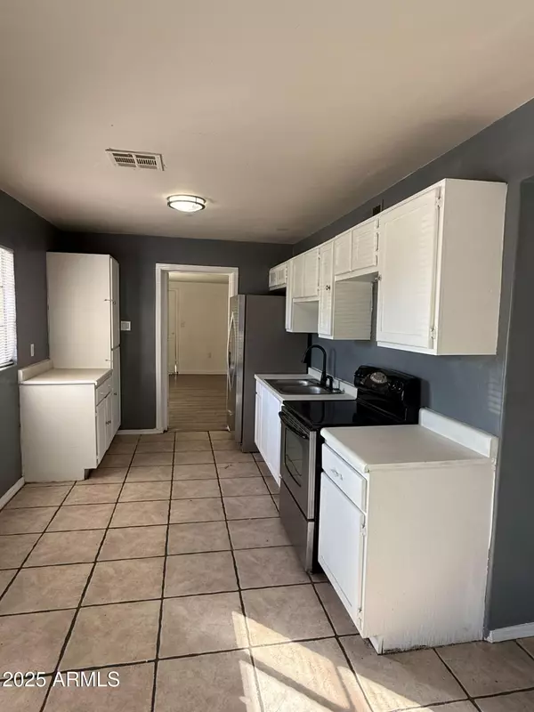 Phoenix, AZ 85009,3538 W PALM Lane