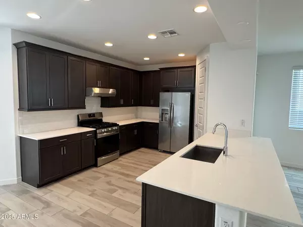 Waddell, AZ 85355,16949 W EVERGREEN Road