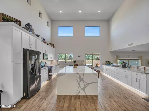 New River, AZ 85087,4326 W KENAI Drive