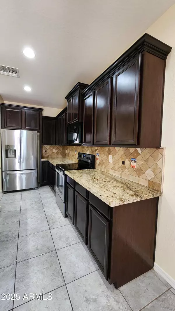 Maricopa, AZ 85138,21341 N LILES Lane