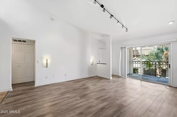 Scottsdale, AZ 85260,14145 N 92ND Street #2028