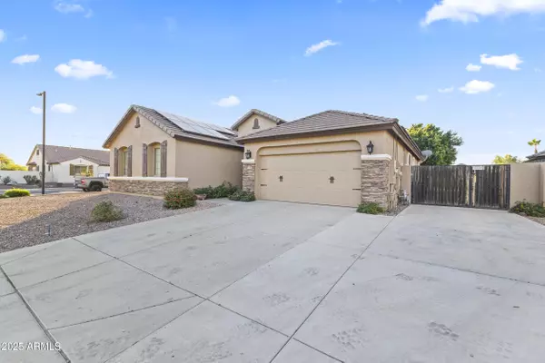 14077 W CHARTER OAK Road, Surprise, AZ 85379