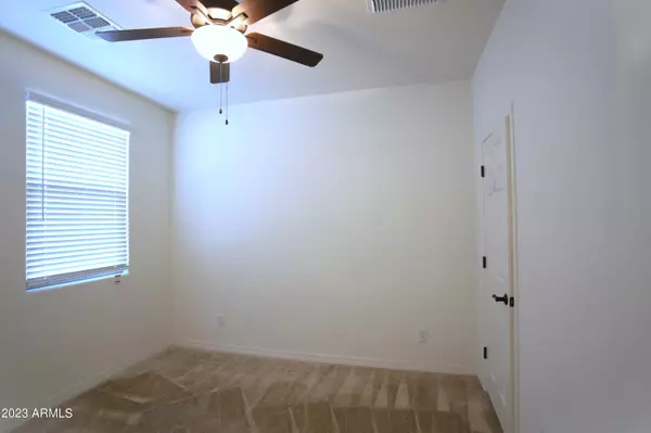 Phoenix, AZ 85043,5719 W ENCINAS Lane