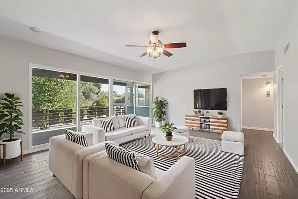 Phoenix, AZ 85016,5150 N 20TH Street #201