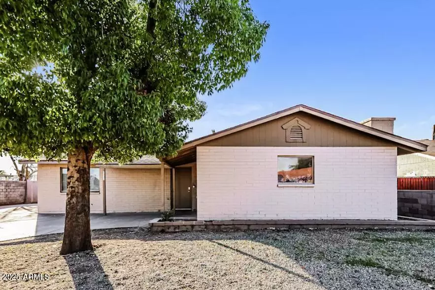 Phoenix, AZ 85033,6921 W HAZELWOOD Street