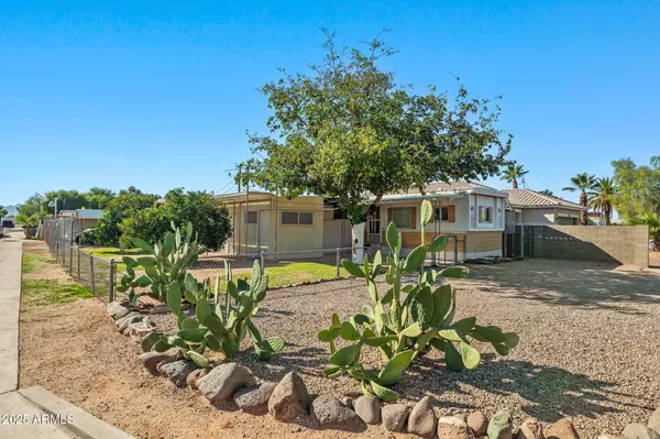 Phoenix, AZ 85032,2729 E JUNIPER Avenue