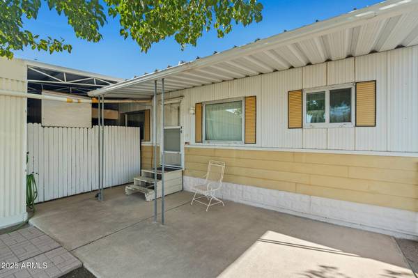 Phoenix, AZ 85032,2729 E JUNIPER Avenue