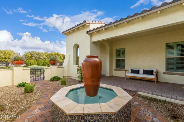 Mesa, AZ 85205,3753 E FAIRBROOK Street