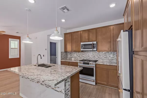 Mesa, AZ 85212,4834 S FERRIC --