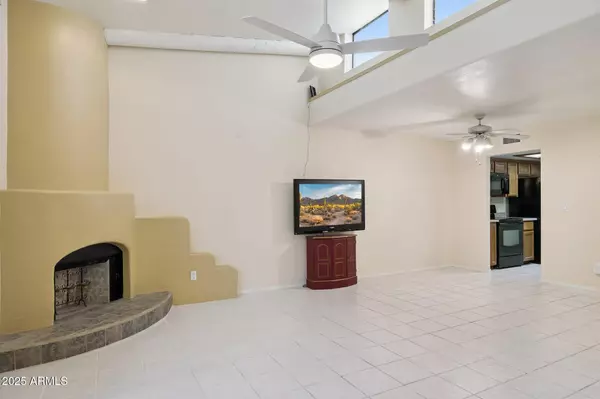 Phoenix, AZ 85013,6509 N 13TH Drive