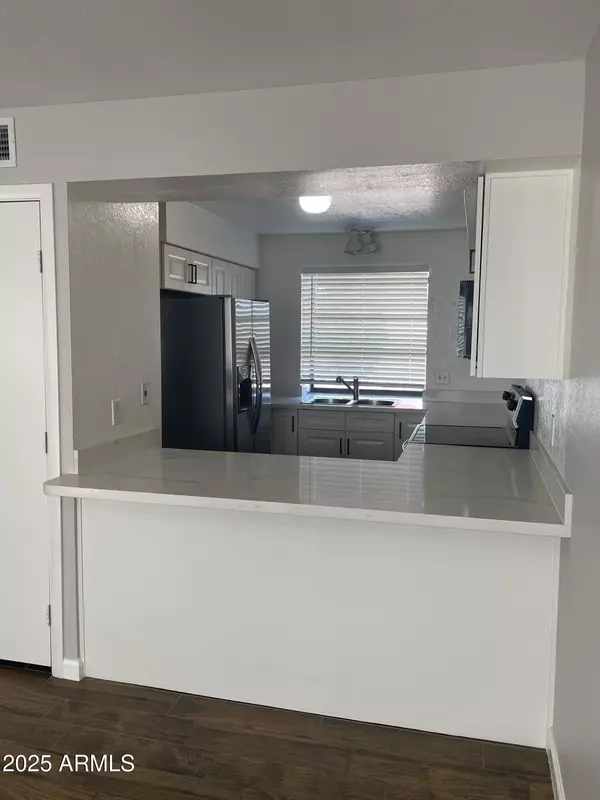 Scottsdale, AZ 85251,3309 N 70TH Street #204