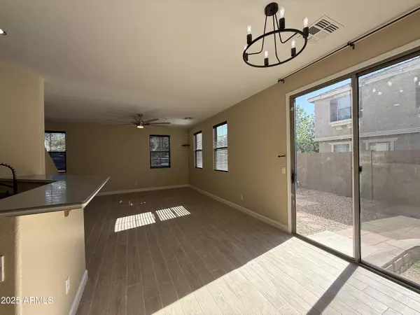 Mesa, AZ 85209,1265 S AARON Street #277