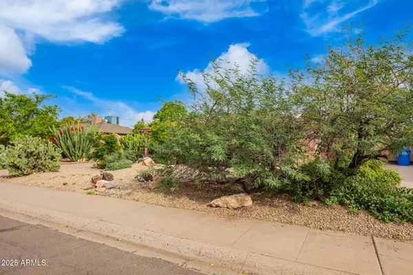 Phoenix, AZ 85013,2931 N 8TH Avenue