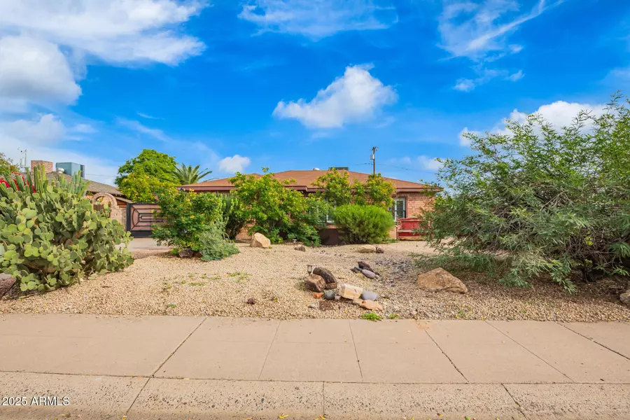 2931 N 8TH Avenue, Phoenix, AZ 85013