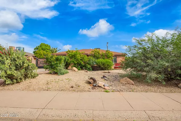 2931 N 8TH Avenue, Phoenix, AZ 85013