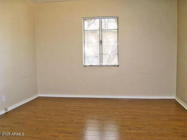 Phoenix, AZ 85013,1105 W ROMA Avenue