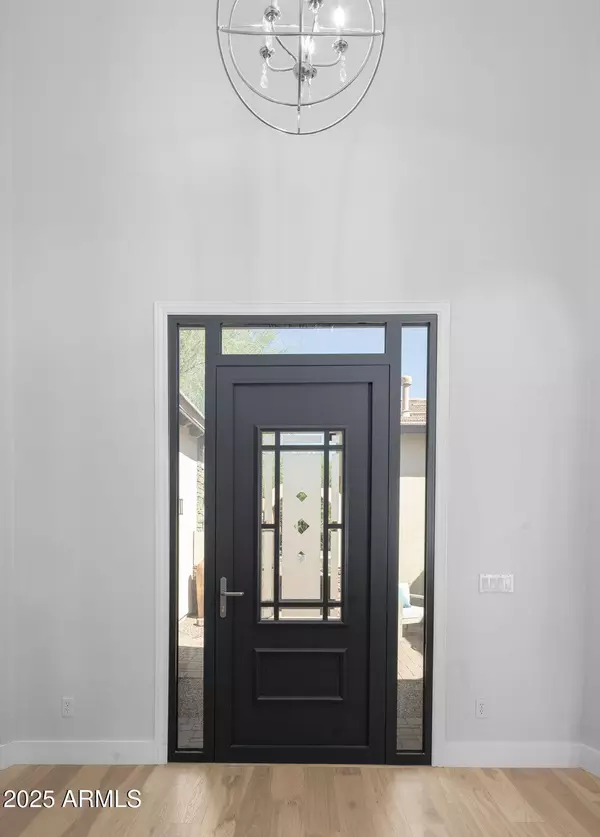 Cave Creek, AZ 85331,5216 E BARWICK Drive