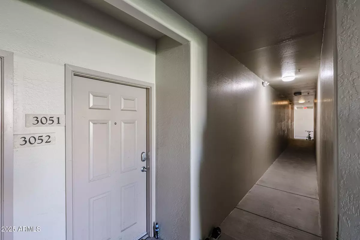 Phoenix, AZ 85032,18416 N CAVE CREEK Road #3051