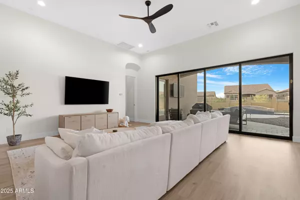 Mesa, AZ 85207,8542 E LOCKWOOD Street