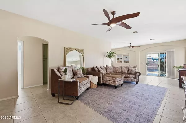 Arizona City, AZ 85123,14870 S COUNTRY CLUB Way S