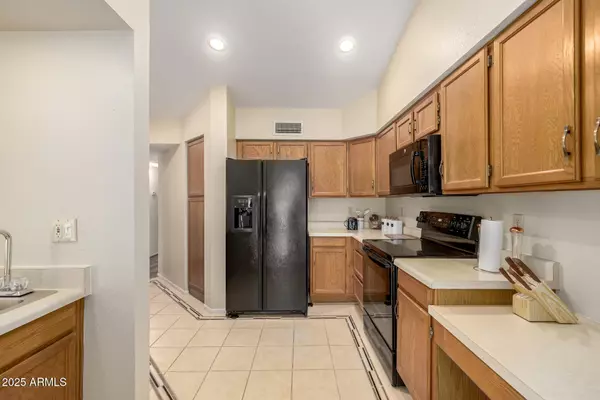 Phoenix, AZ 85044,5219 E HALF MOON Drive