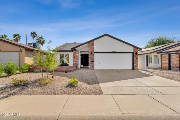 6855 E KINGS Avenue, Scottsdale, AZ 85254