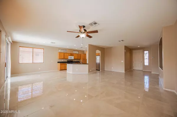 Chandler, AZ 85248,123 W ELMWOOD Place