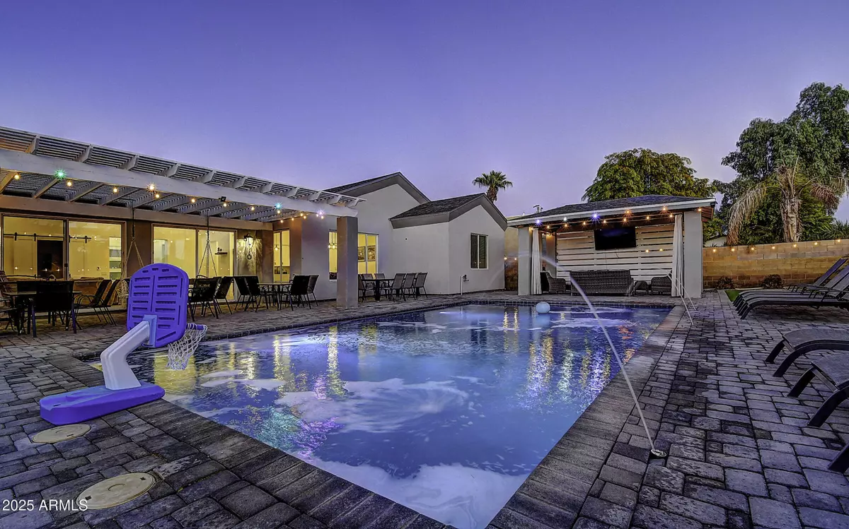 Phoenix, AZ 85032,4095 E NISBET Road