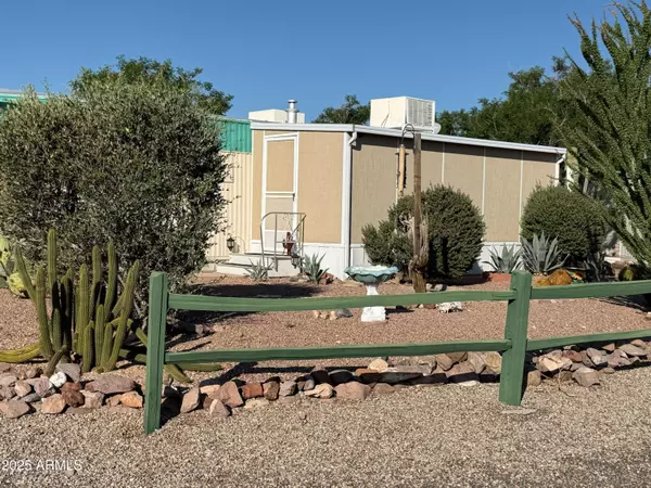 Apache Junction, AZ 85119,939 N Acacia Road #25